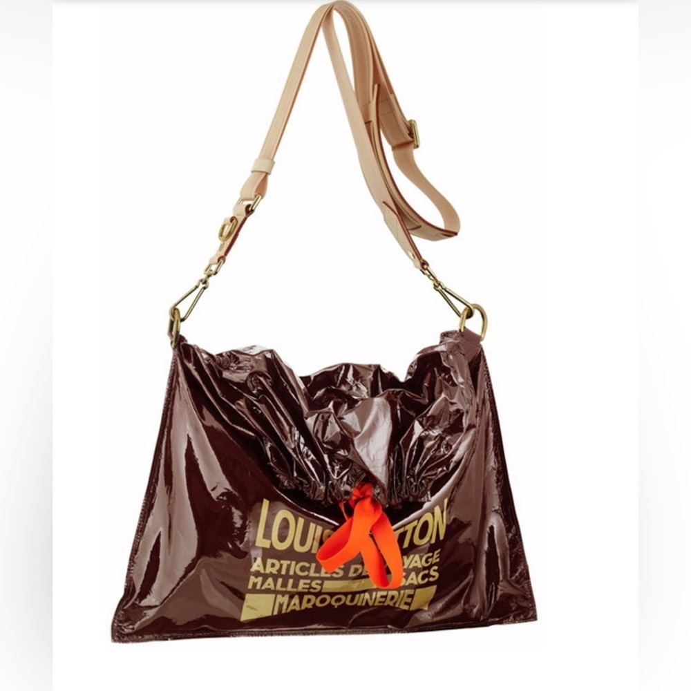 Louis Vuitton *RARE* Raindrop Besase Bag